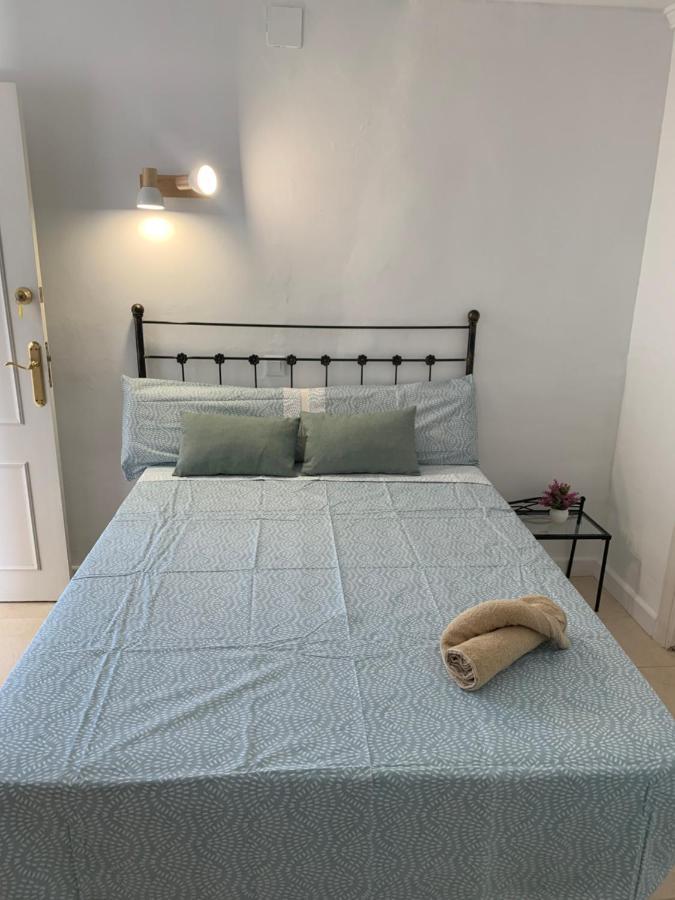 Double Room,1420680474:JPEG