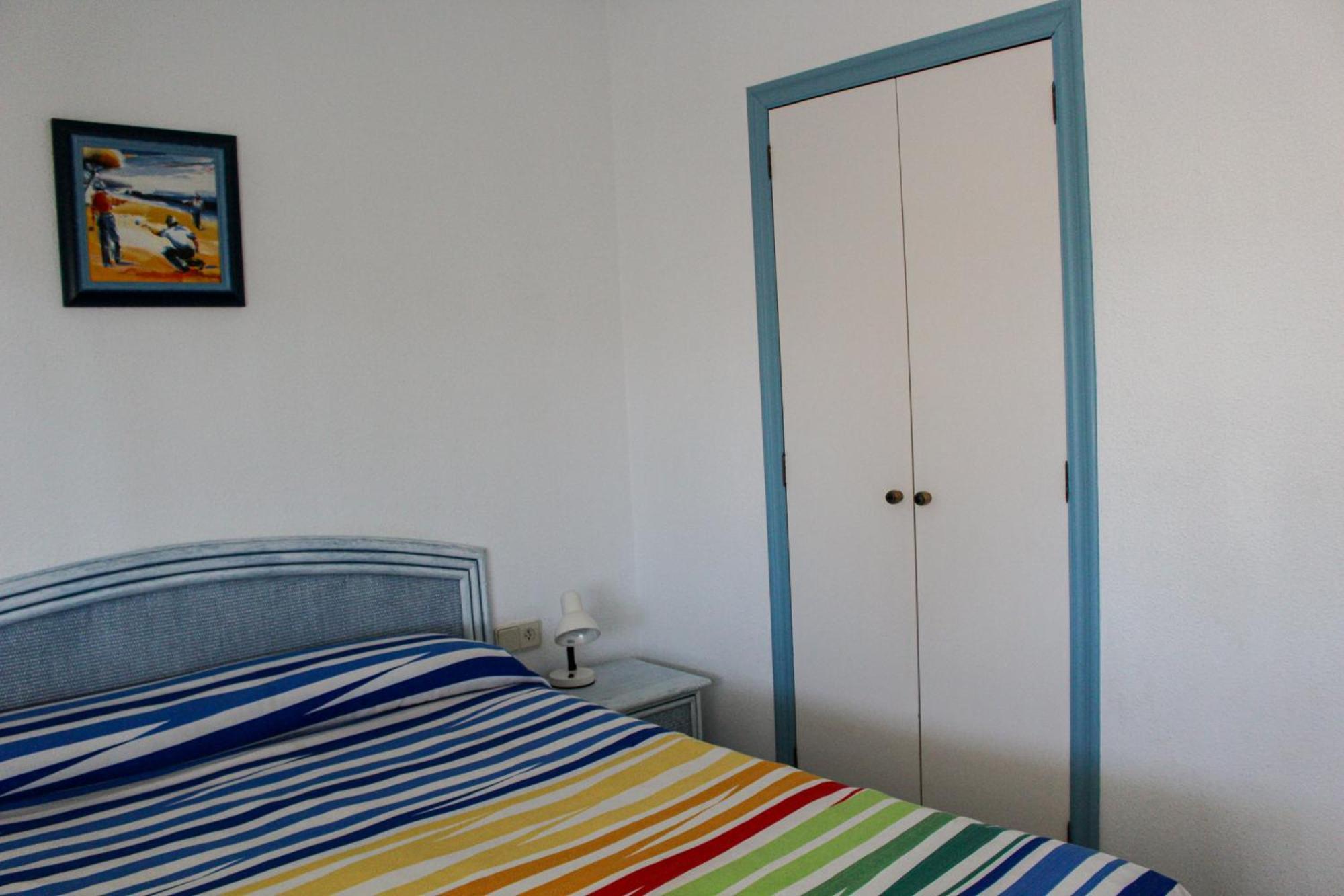 One-Bedroom Apartment Silver